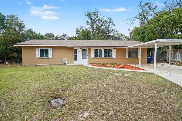 803 Carol Court, TAVARES, FL 32778