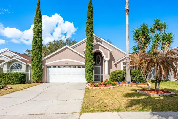 15821 Bay Vista Drive, CLERMONT, FL 34714