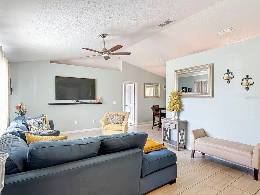 674 Gainsboro Street, Deltona, FL 32725 - #3