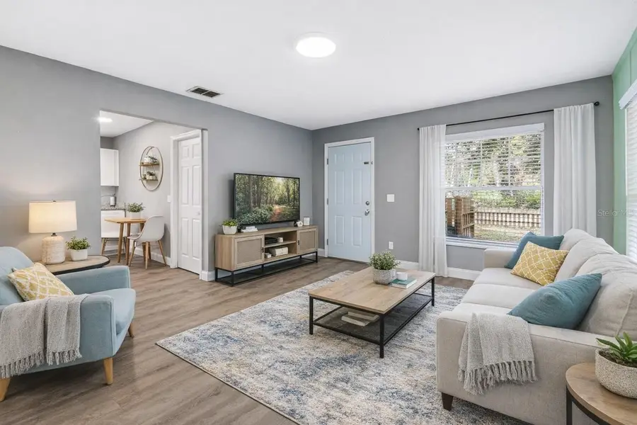 600 W Clarke Street, Wildwood, FL 34785 - #3