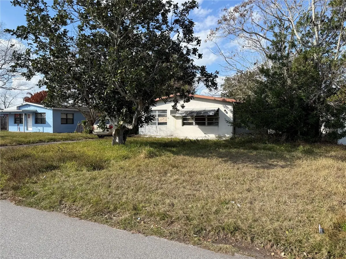 2158 Smathers Circle N, Melbourne, FL 32935 - #1