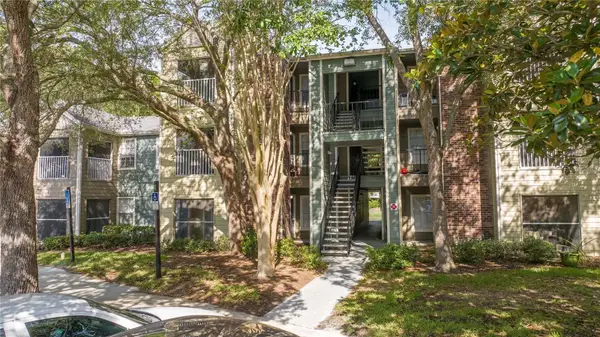 5136 Park Central Drive #212, ORLANDO, FL 32839