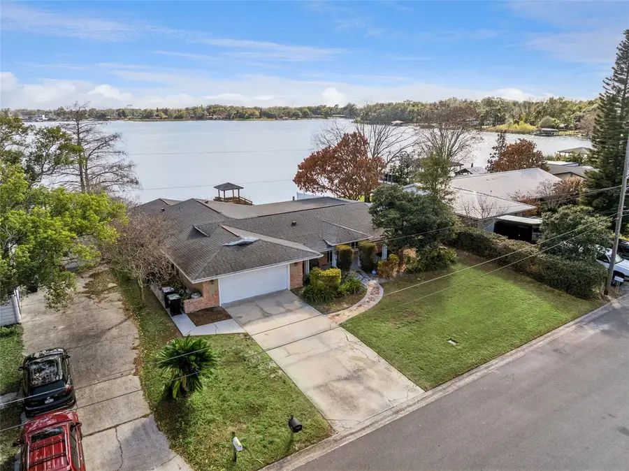 894 W Lake Holden Point, Orlando, FL 32805 - #2