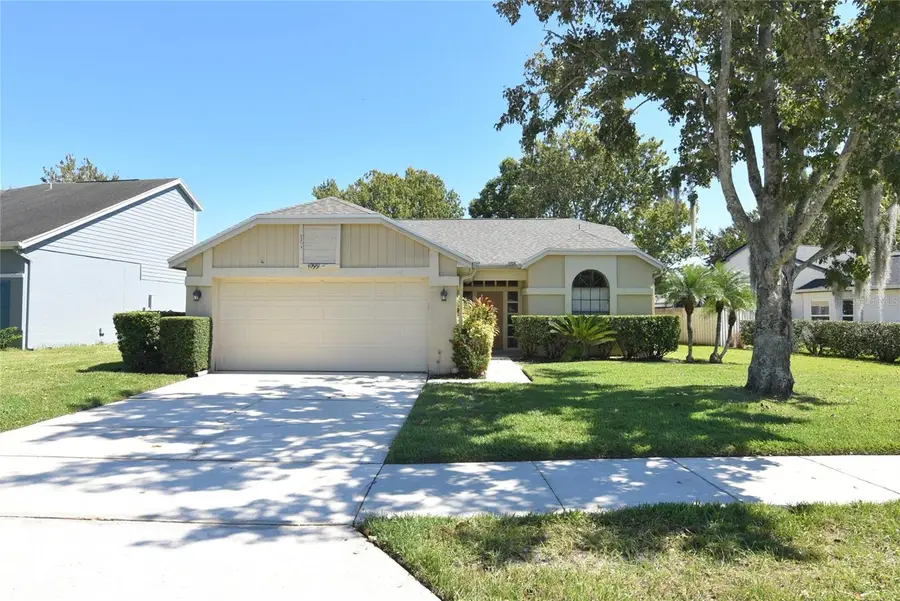 1099 Mckinnon Avenue, Oviedo, FL 32765 - #2