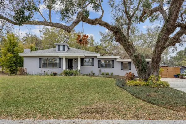 748 Oak Drive, CLERMONT, FL 34711