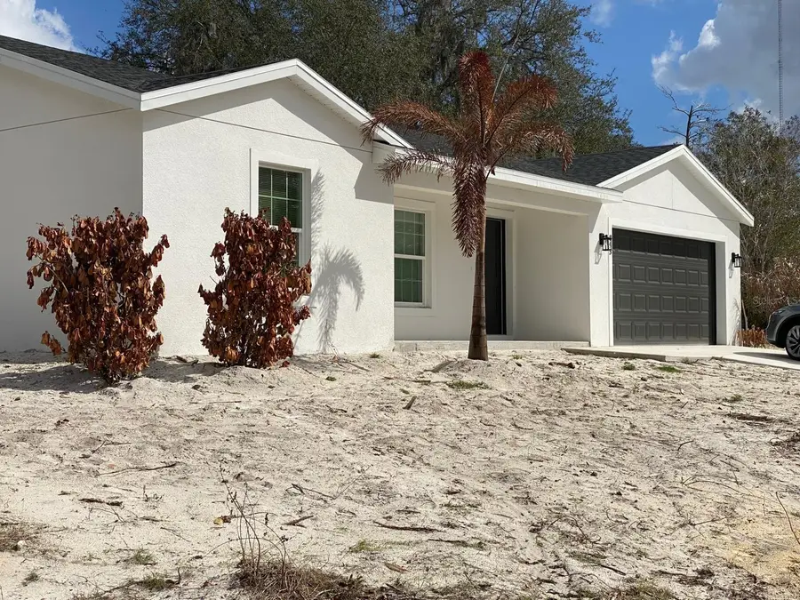 895 S Cedar Avenue, Orange City, FL 32763 - #3