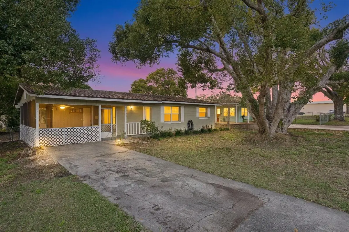 902 S Galena Avenue, Minneola, FL 34715 - #1