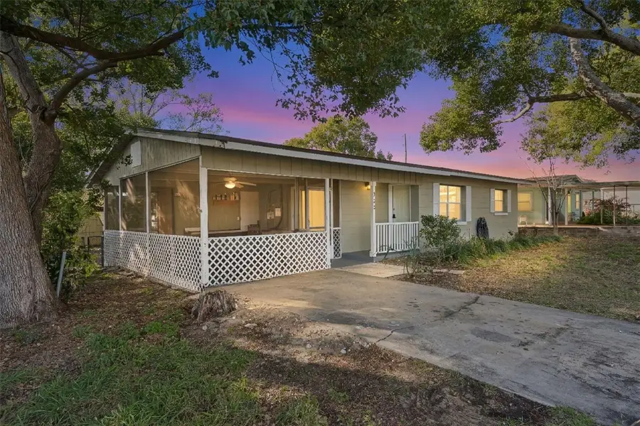 902 S Galena Avenue, Minneola, FL 34715 - #2