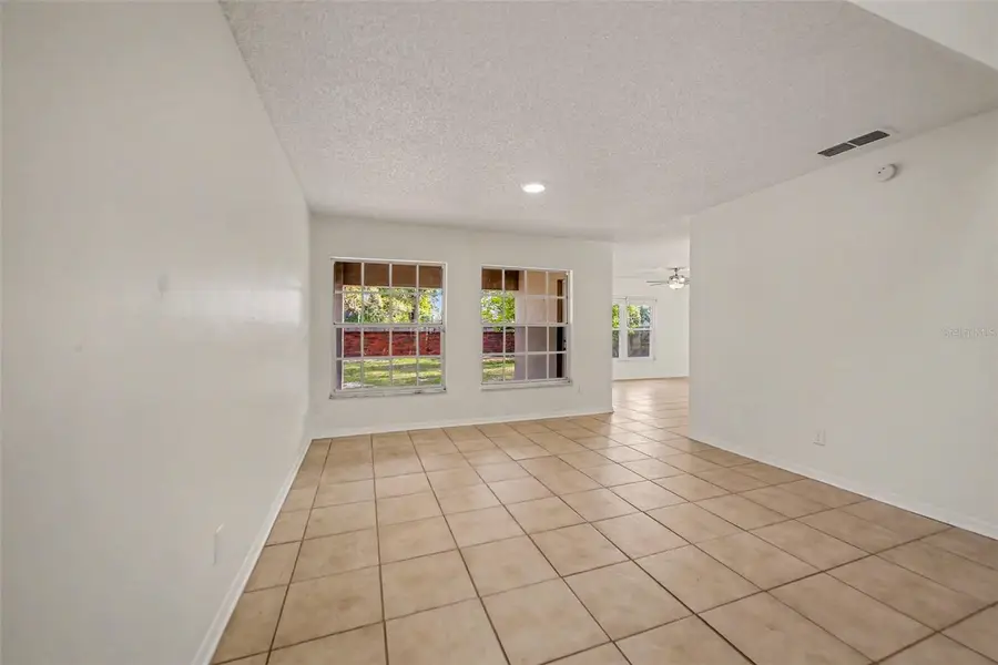 1054 Royal Oaks Drive, Apopka, FL 32703 - #3