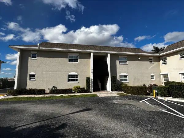 8802 Bay Pointe Drive #102, TAMPA, FL 33615