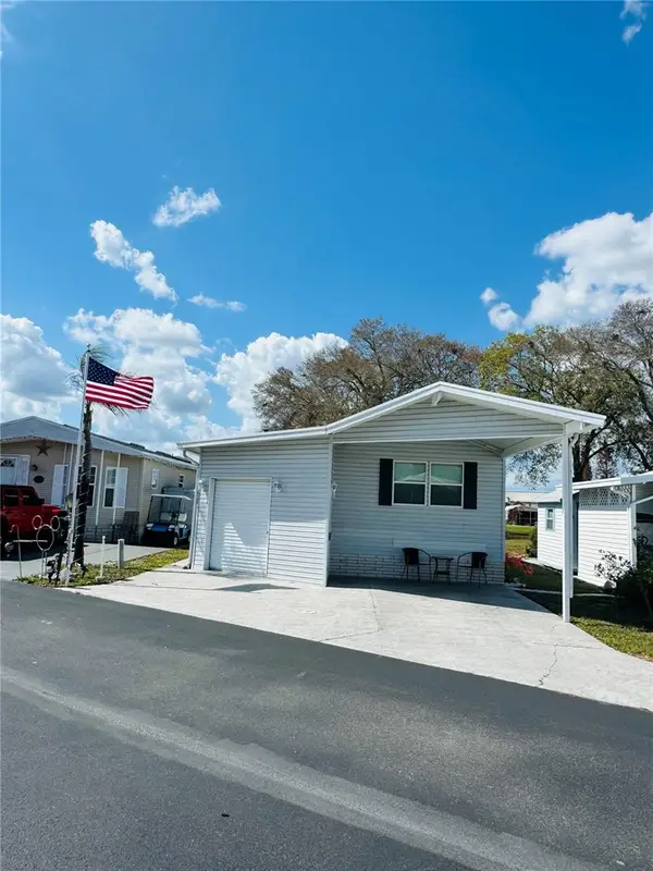 627 Arnold Palmer Drive, DAVENPORT, FL 33837