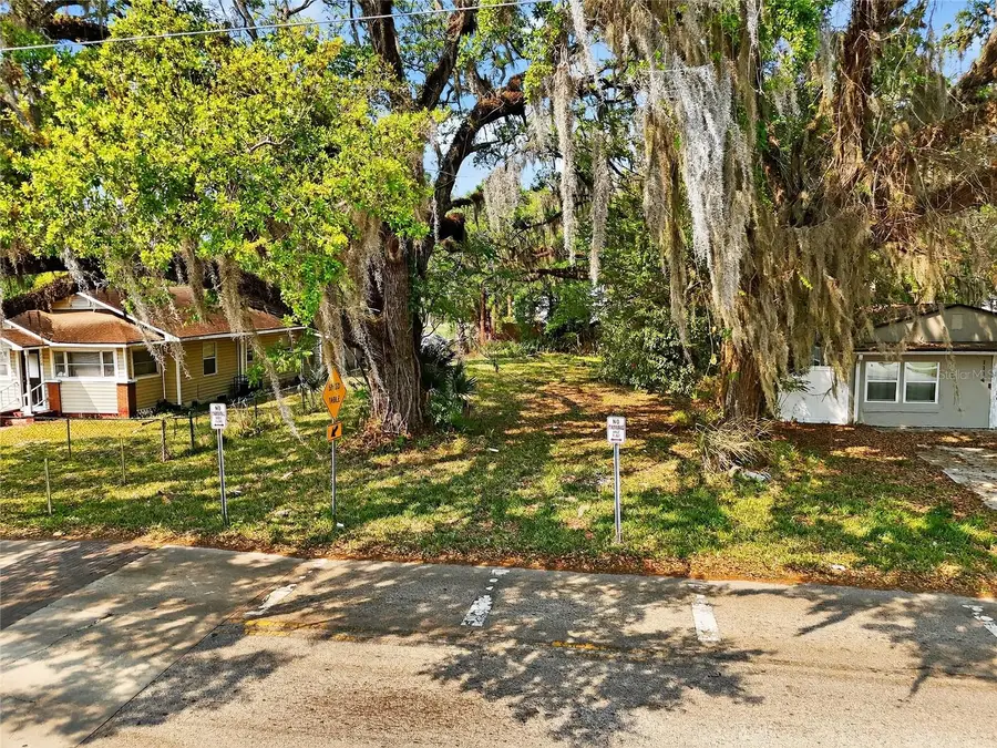 1116 W 8th Street, Sanford, FL 32771 - #3