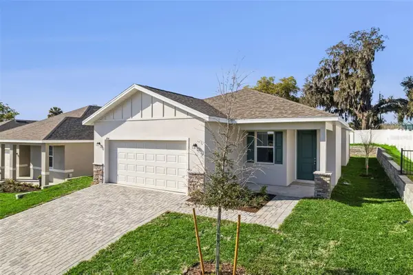 3704 Watercliff Circle, GRAND ISLAND, FL 32735