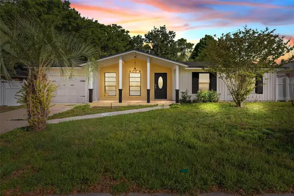 2039 Jefferson Avenue, DELTONA, FL 32738