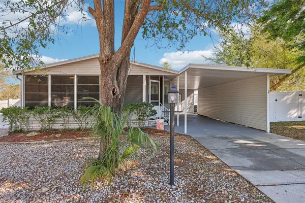 39 Maplehurst Avenue, DEBARY, FL 32713