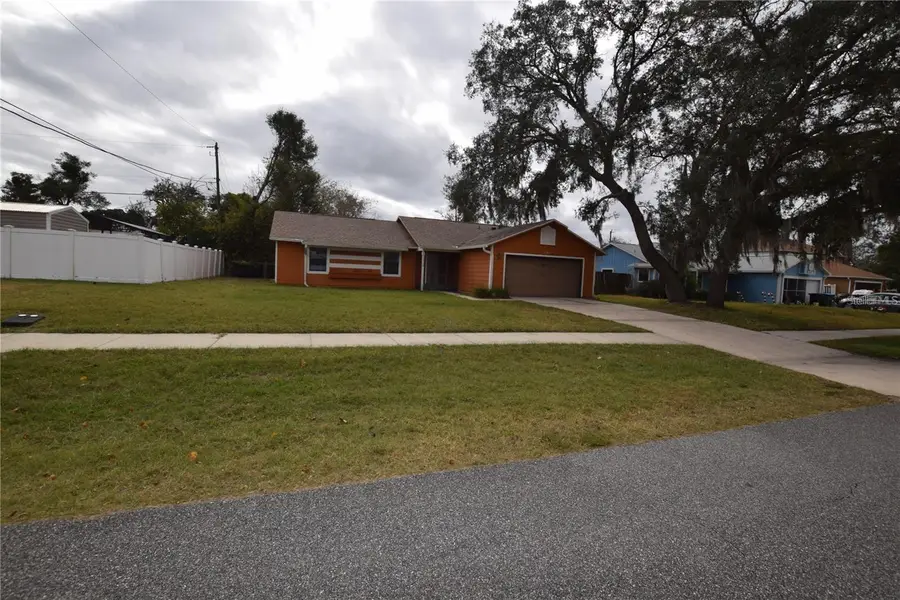 2585 Derby Drive, Deltona, FL 32738 - #2