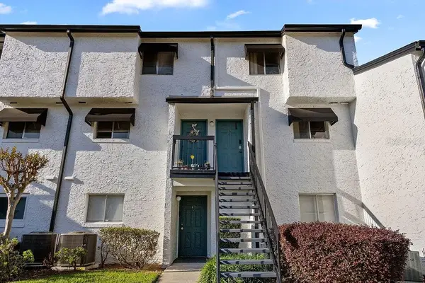 4269 S Semoran Boulevard #14, ORLANDO, FL 32822