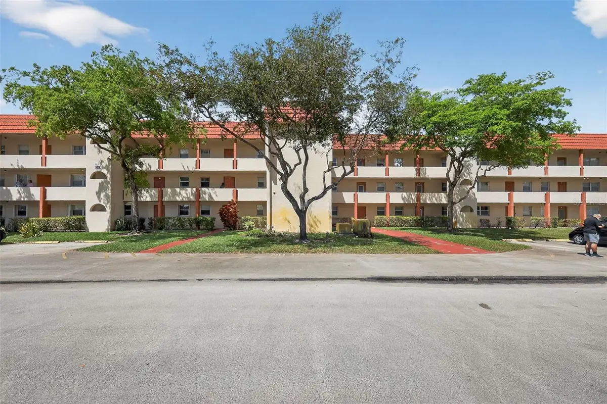 8051 N Sunrise Lakes Drive #307, Sunrise, FL 33322 - #1