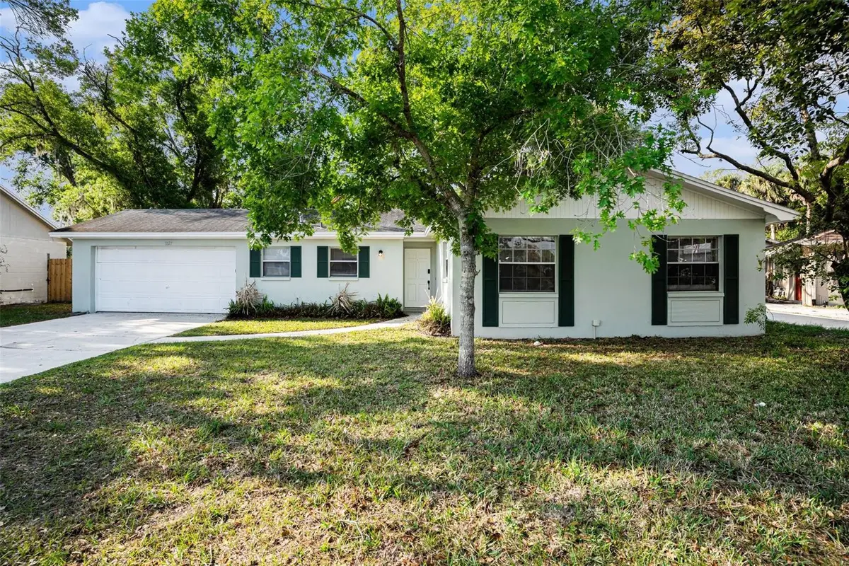 1027 Pinegrove Drive, Brandon, FL 33511 - #1