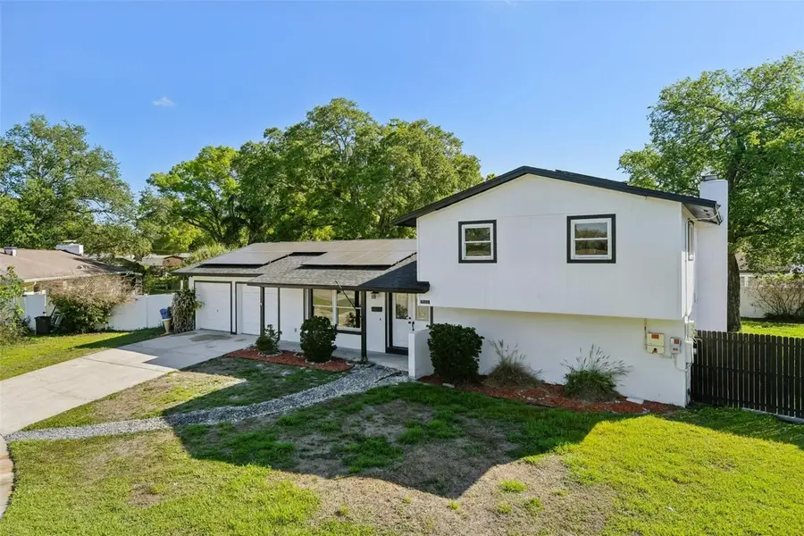 7111 Gateway Court, Tampa, FL 33615 - #3