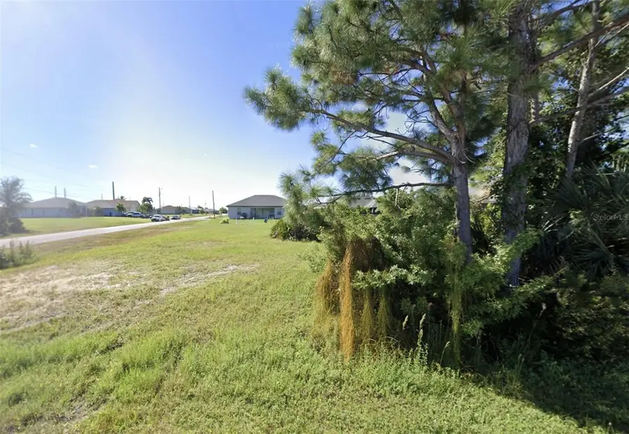 2416 Nw 9th Ter, Cape Coral, FL 33993 - #3