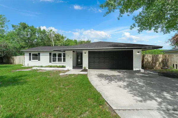 112 Des Pinar Lane, LONGWOOD, FL 32750