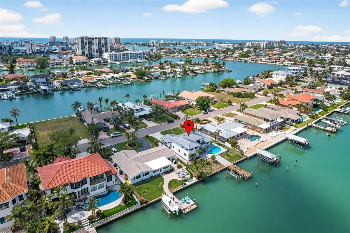 319 Midway Island, Clearwater Beach, FL 33767 - #1