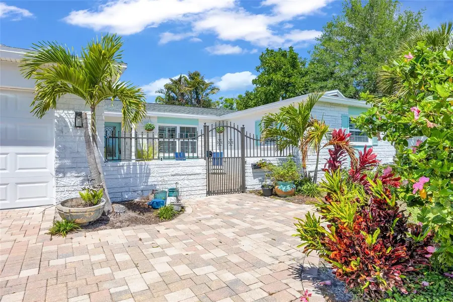 4530 Bayshore Boulevard Ne, Saint Petersburg, FL 33703 - #2