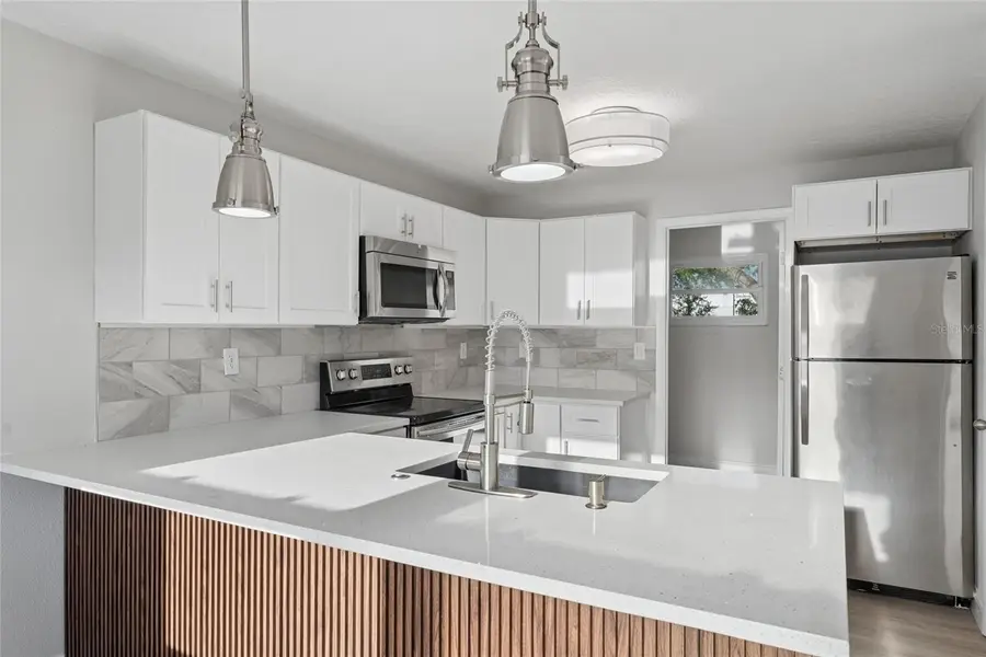 2105 9th Street Ne, Winter Haven, FL 33881 - #2