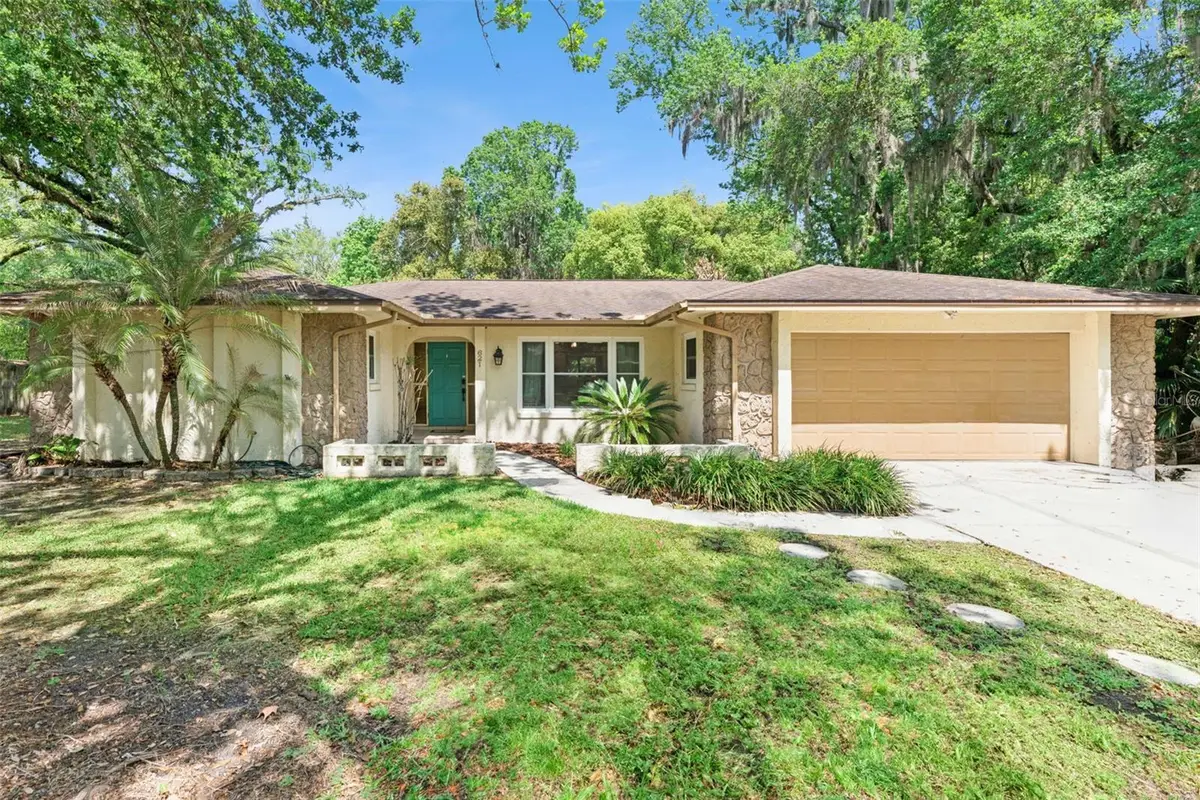 621 Little Wekiva Road, Altamonte Springs, FL 32714 - #1