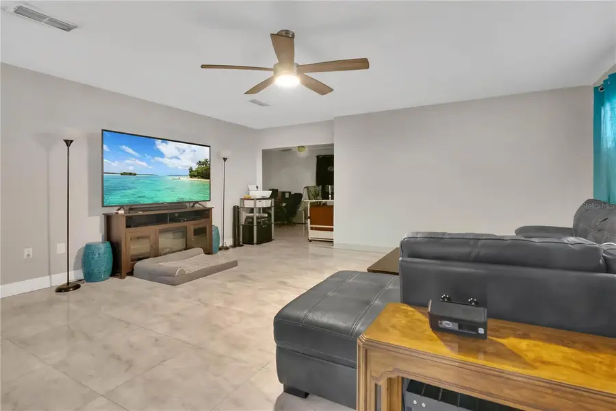 9727 Bear Lake Road, Apopka, FL 32703 - #3