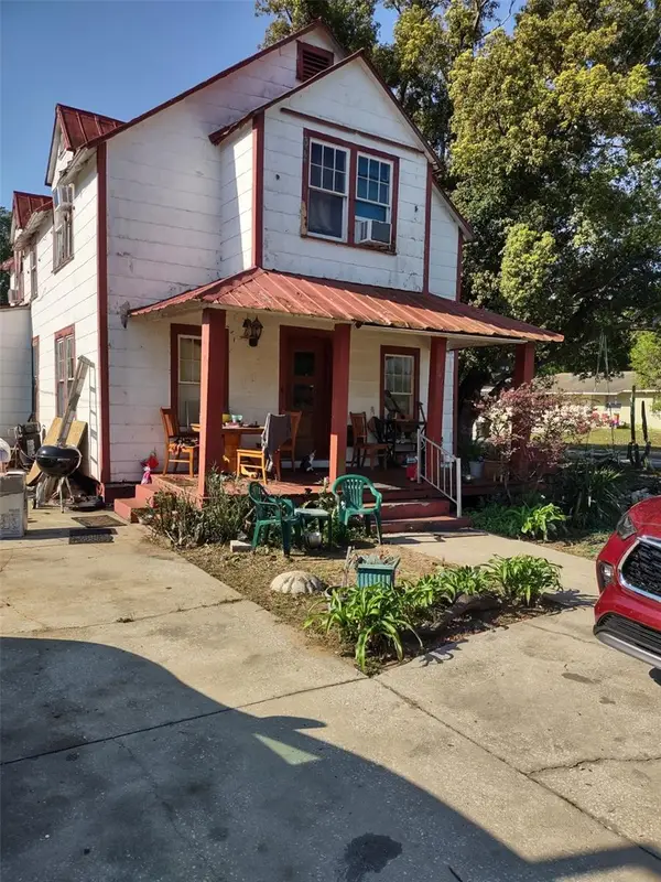 399 W 6th Street, FROSTPROOF, FL 33843