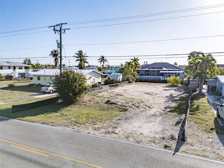 3314 York Road, Saint James City, FL 33956 - #2