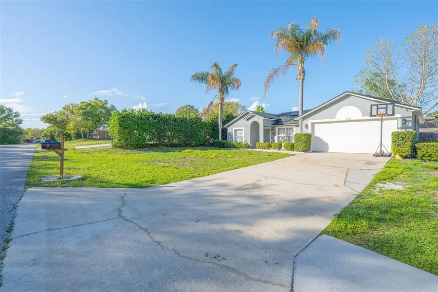 562 Geraldine Drive, Deltona, FL 32725 - #2