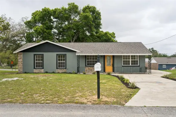 1109 Valencia Avenue, HAINES CITY, FL 33844