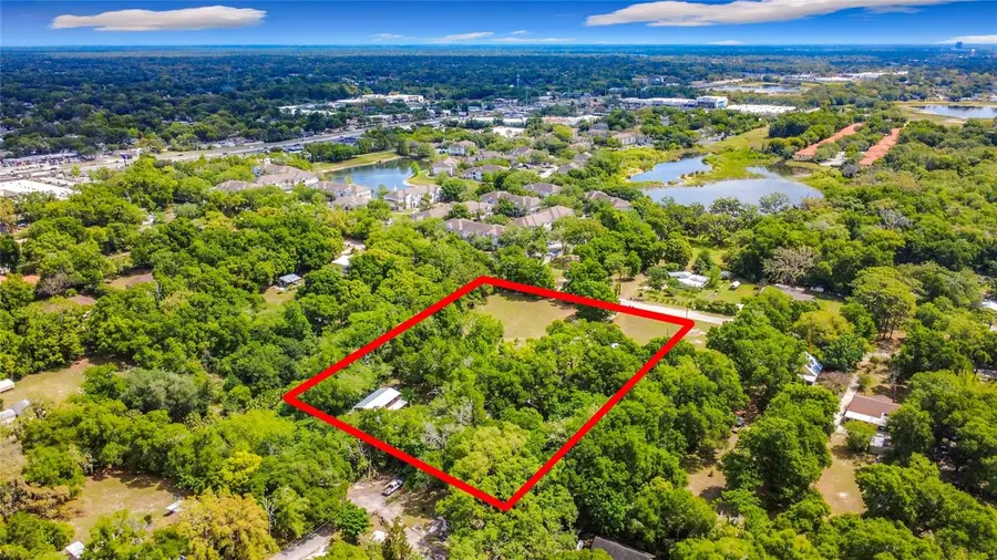 806 S Lake Pleasant Road, Apopka, FL 32703 - #2