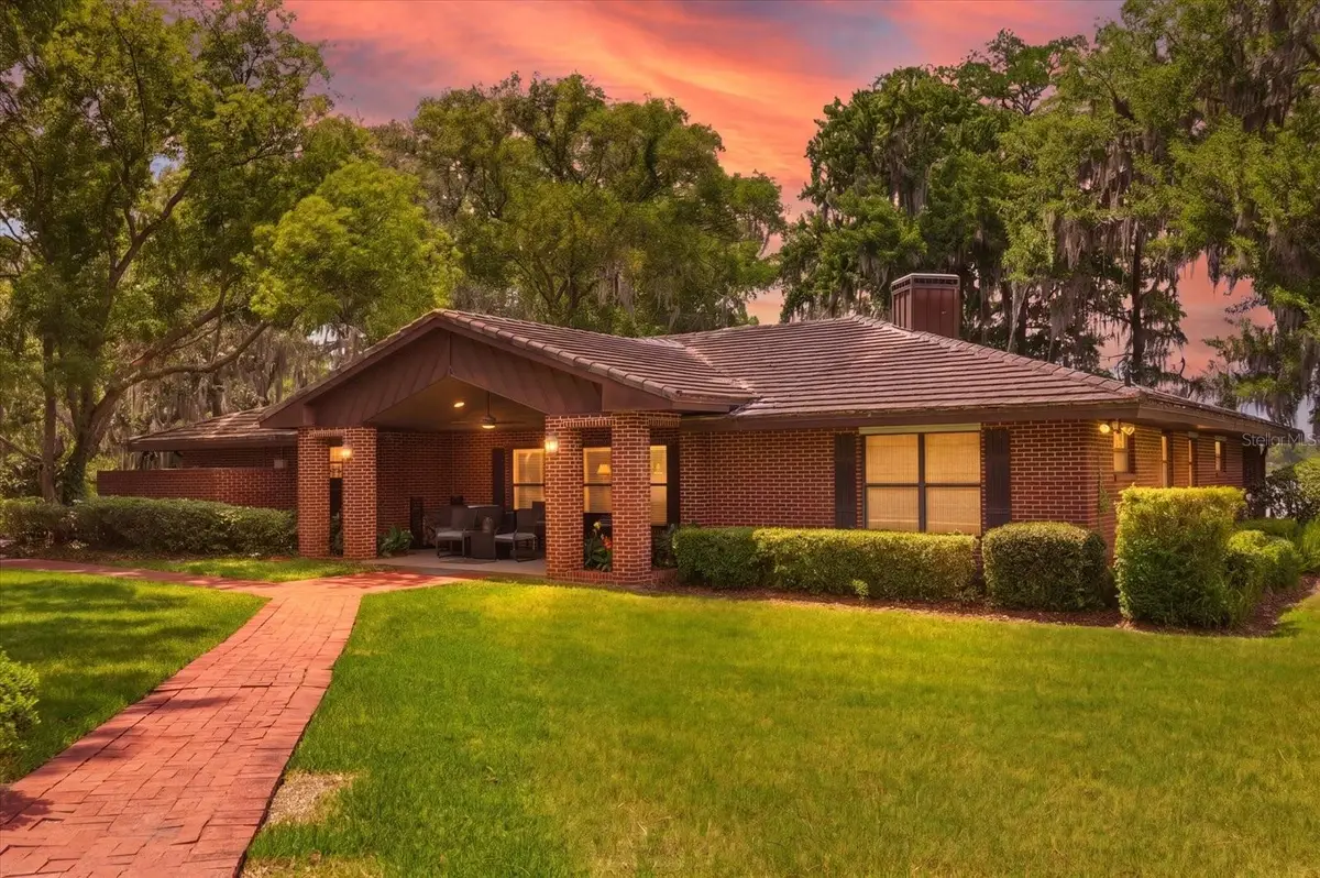 4910 E Lake Drive, Winter Springs, FL 32708 - #1