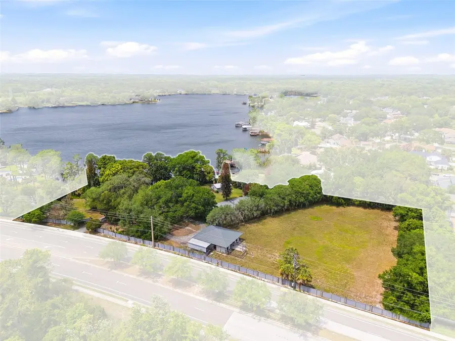 4910 E Lake Drive, Winter Springs, FL 32708 - #2