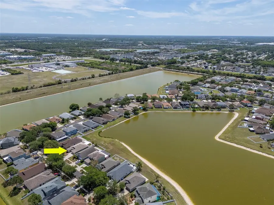 8408 Canterbury Lake Boulevard, Tampa, FL 33619 - #2