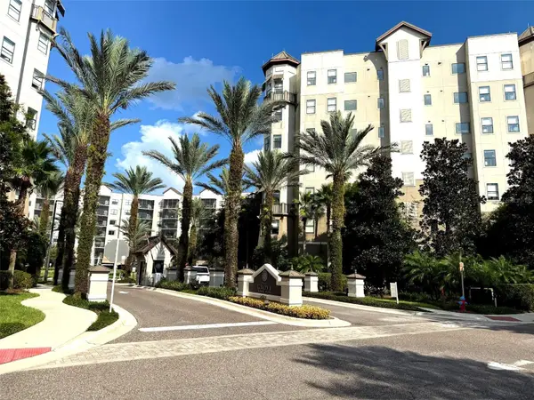 14501 Grove Resort Avenue #2423, WINTER GARDEN, FL 34787