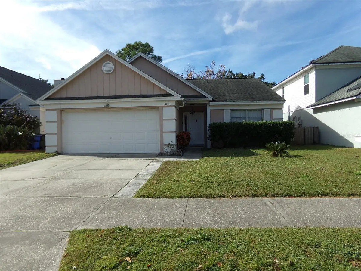 1041 Kelsey Ave, Oviedo, FL 32765 - #1