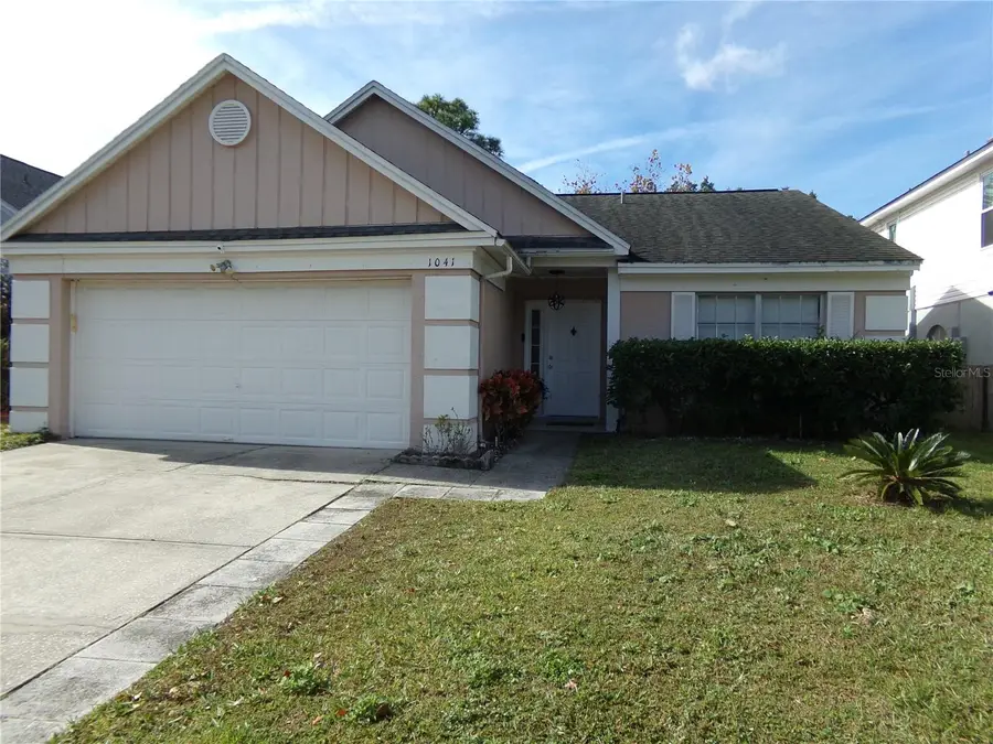 1041 Kelsey Ave, Oviedo, FL 32765 - #2
