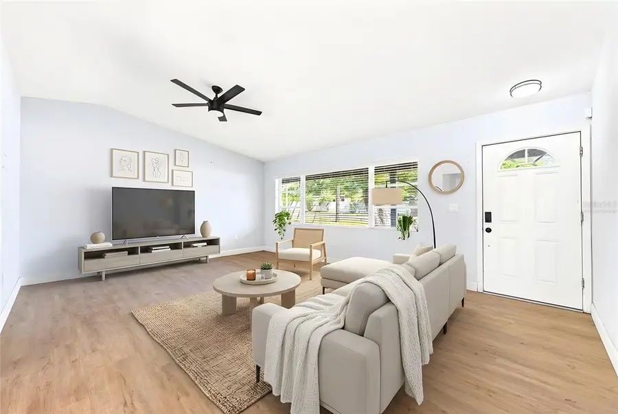 1412 Lakecrest Drive, Apopka, FL 32703 - #2