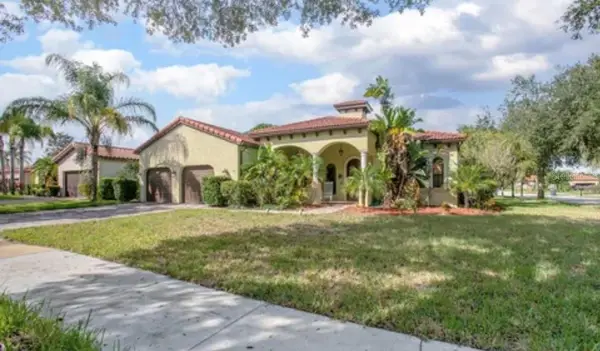Address Withheld By Seller, DEBARY, FL 32713
