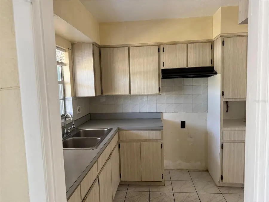 5410 Pecos Street, Orlando, FL 32807 - #3