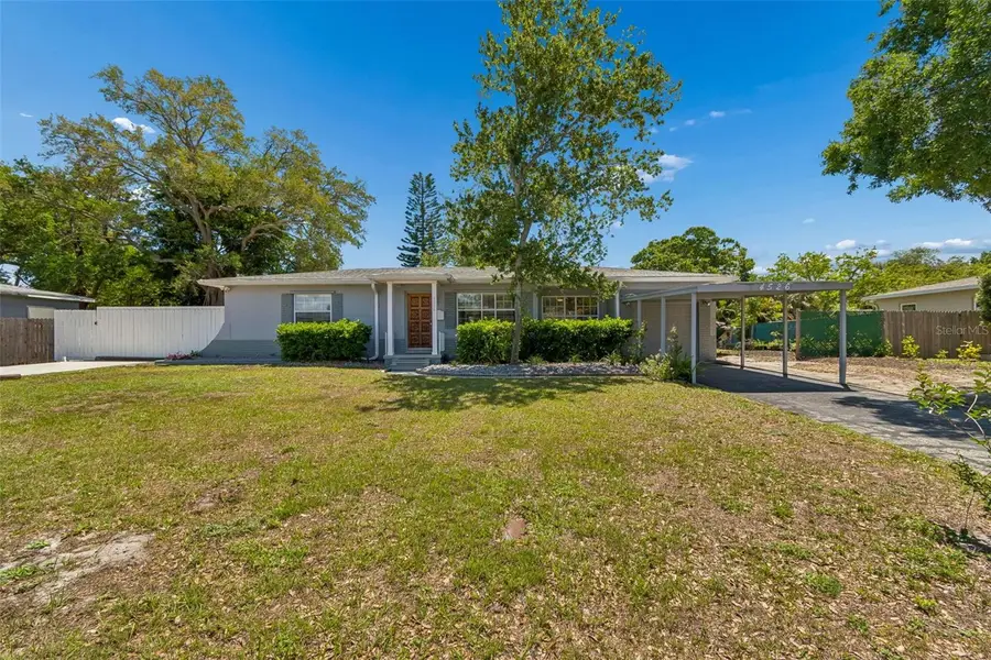 4526 Yardley Avenue N, Saint Petersburg, FL 33713 - #2