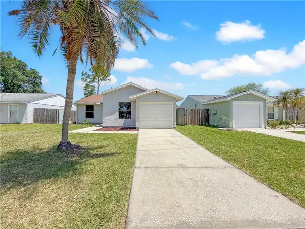 1204 Forestwood Drive, OLDSMAR, FL 34677