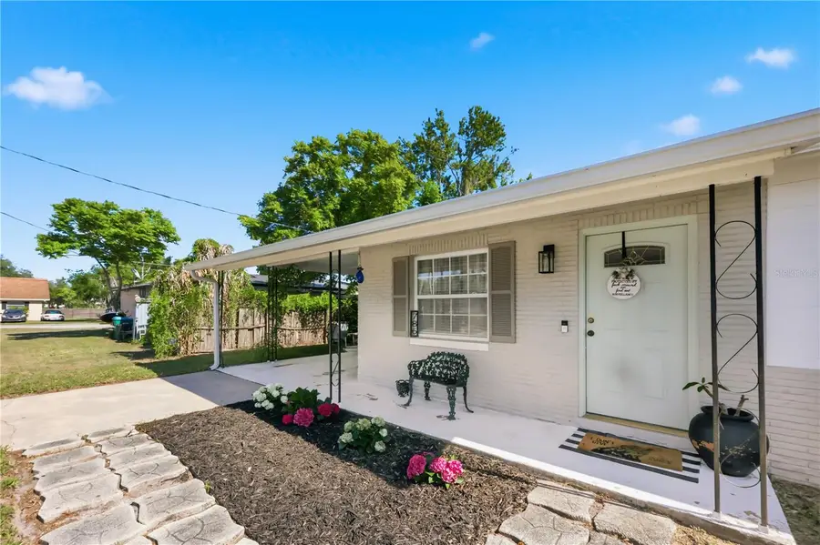 786 E Warren Avenue, Longwood, FL 32750 - #2