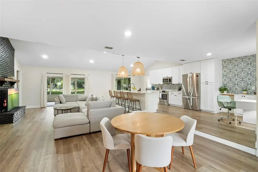 4520 Lake Gem Circle, Orlando, FL 32806 - #3