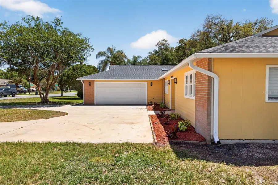 716 Green Rd, New Smyrna Beach, FL 32168 - #3